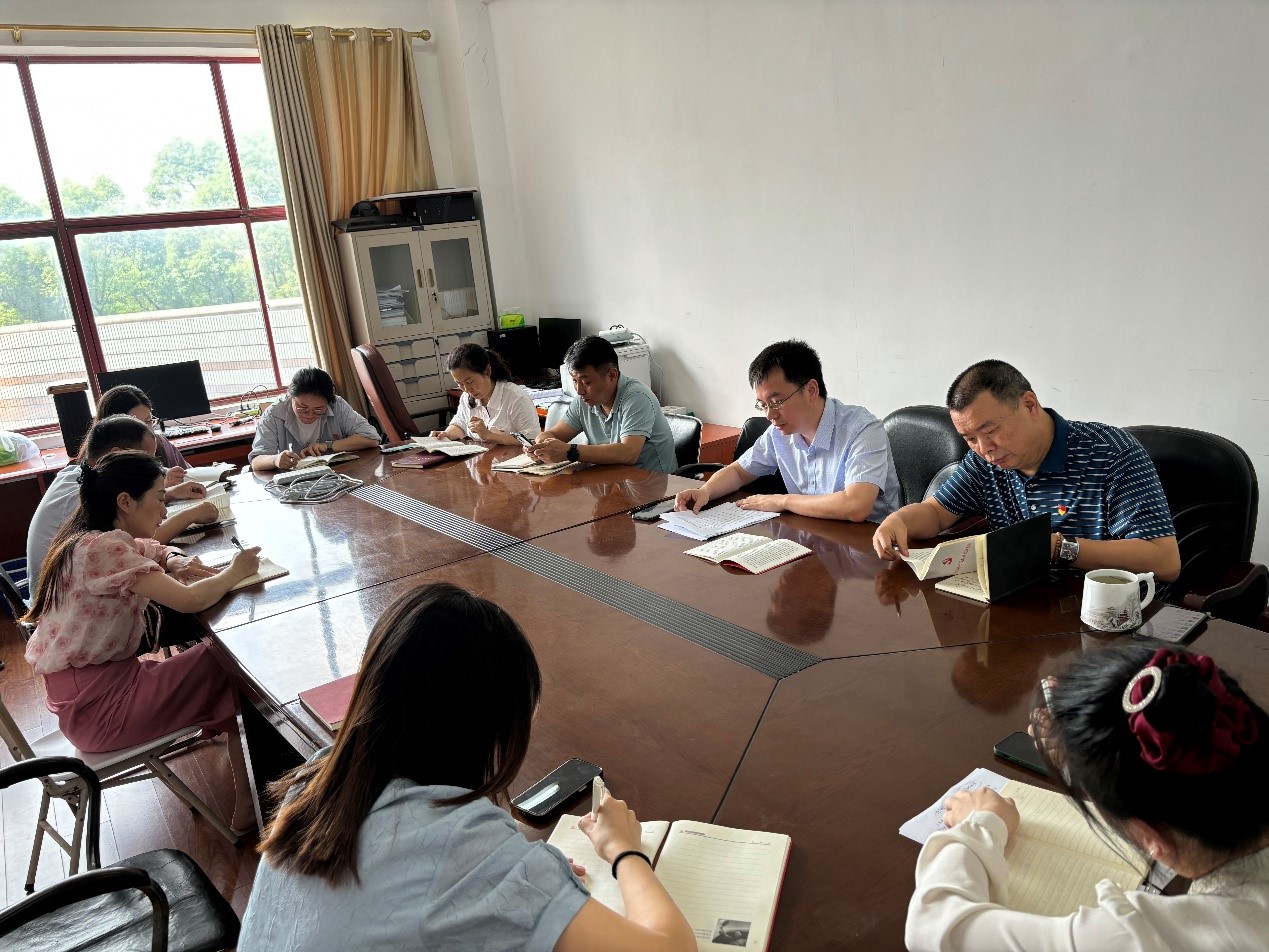 教务处党支部召开“学思悟知践行”学习会暨党纪学习教育读书班-教务处、教学评估中心